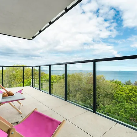 아파트 Your Holidays Aquamarina Prima 60