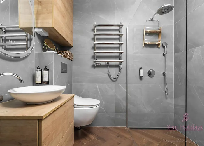 Daire Your Holidays Aquamarina Prima 60 *